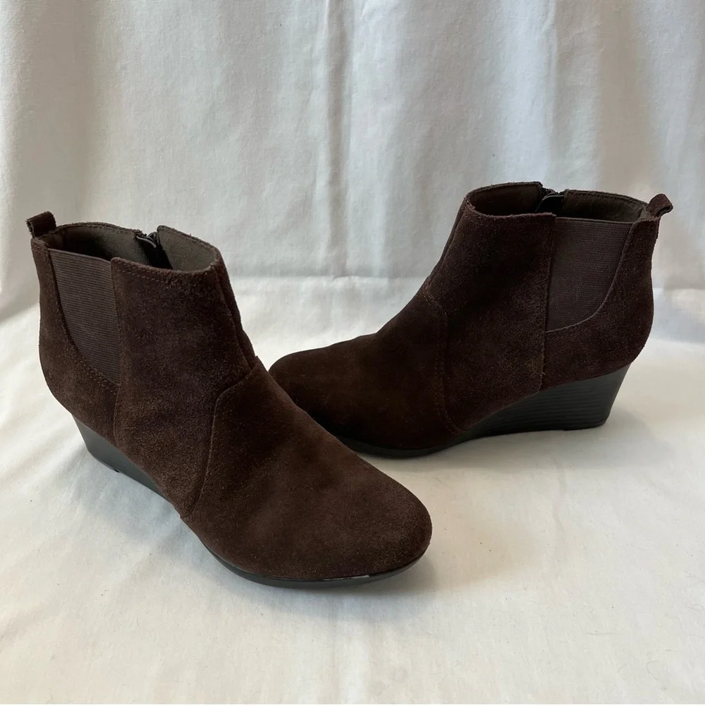 Clark’s Dark Brown Suede Wedge Booties